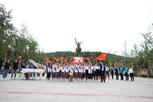 爱心筑梦 人民网走进碧桂园山东公益行与济南建筑设计院的温暖同行
